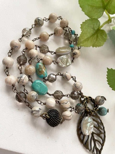 Necklace with 4 types of natural stones: turquoise tumble and African opal