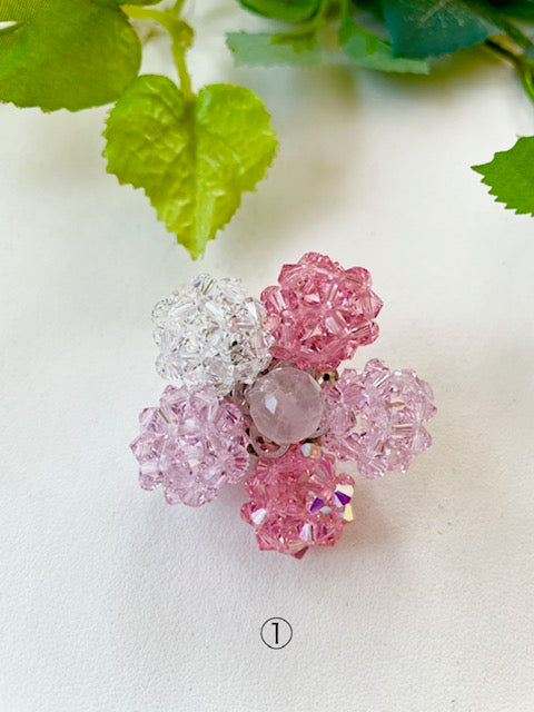 ブローチ お花 スワロフスキー 天然石 ローズクォーツ marimariオリジナル