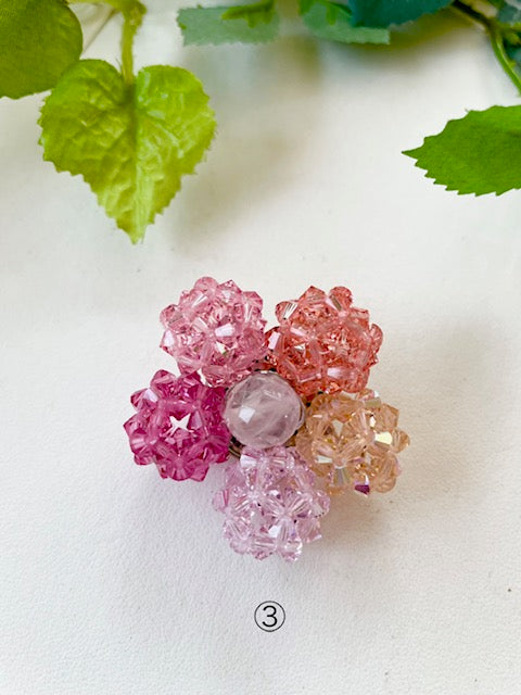 ブローチ お花 スワロフスキー 天然石 ローズクォーツ marimariオリジナル
