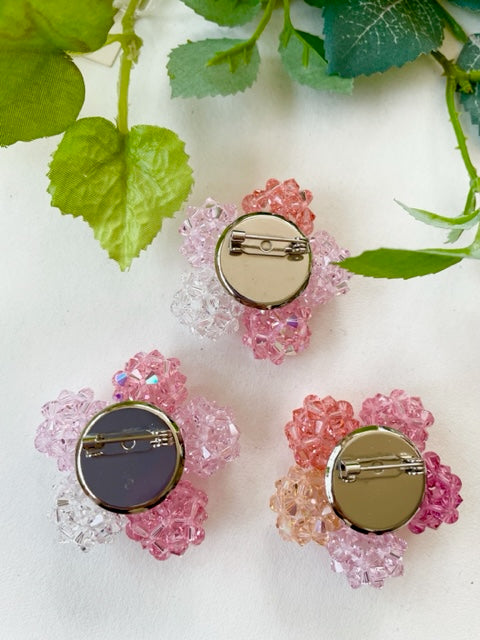 ブローチ お花 スワロフスキー 天然石 ローズクォーツ marimariオリジナル
